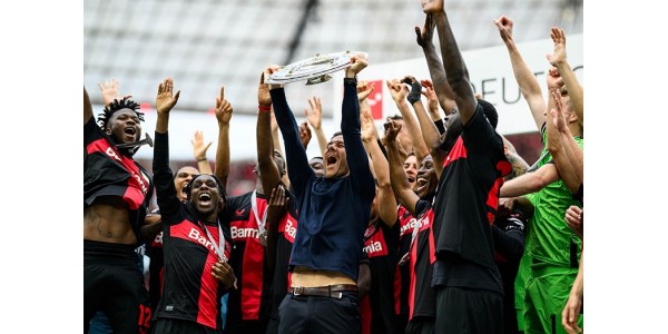 Bayer 04 Leverkusen nastavil v Bundeslize sérii 34 zápasů bez porážky